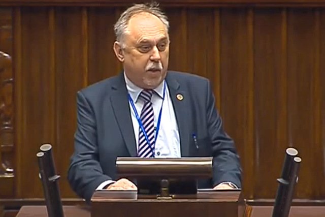 Janusz Sanocki postuluje, by w piątki posłowie kończyli obrady punktualnie o godzinie 12:00