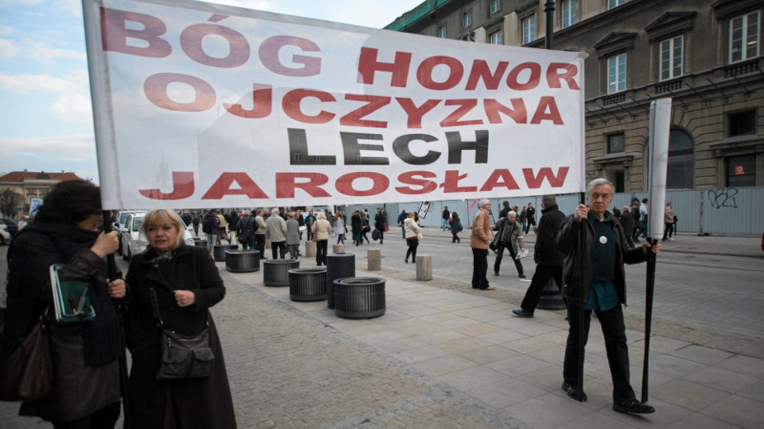 PiS przygotowuje się do obchodów kolejnej rocznicy katastrofy pod Smoleńskiem