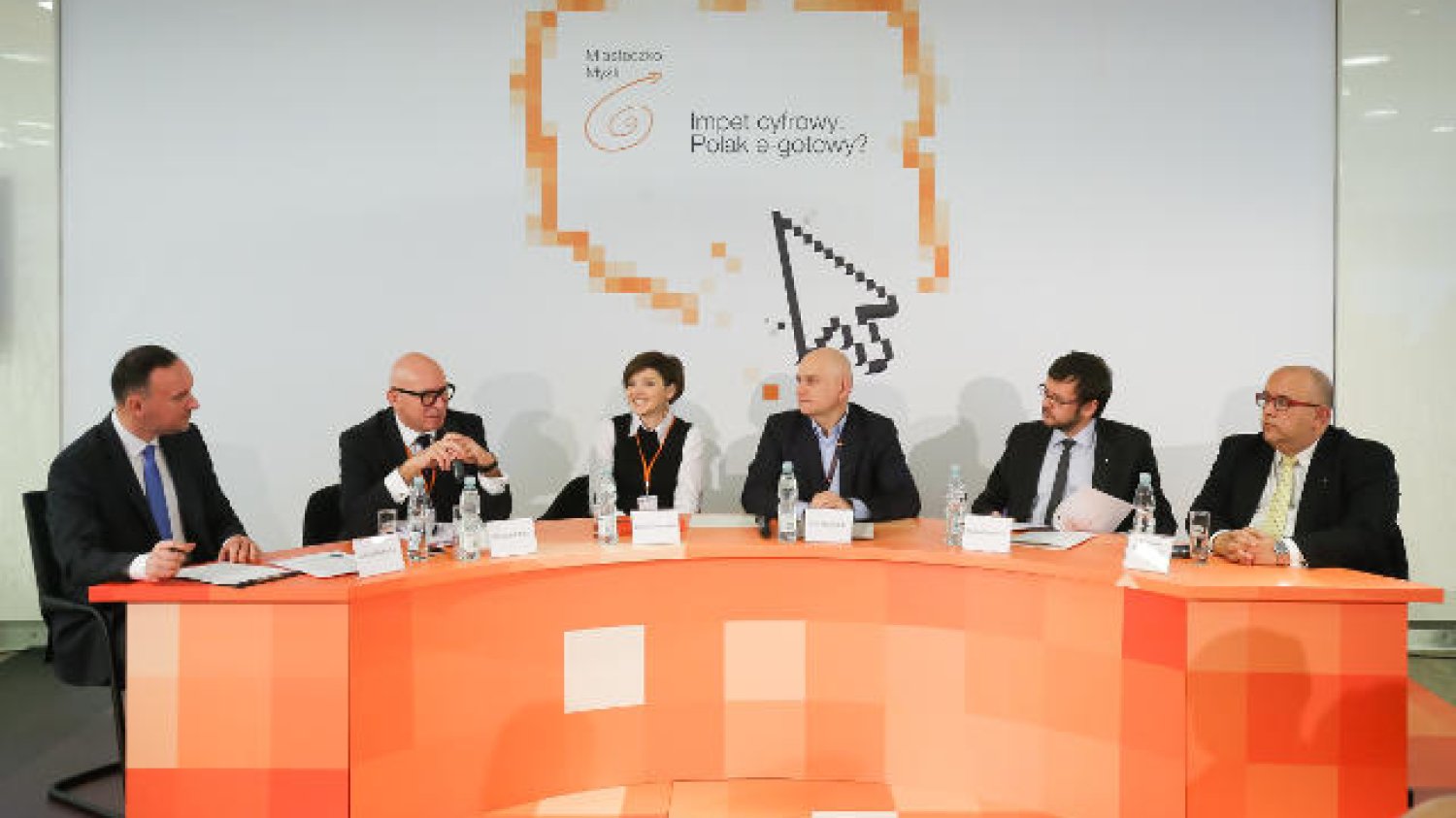 Polacy muszą mieć motywację i wyższe kompetencje do korzystania z nowych technologii.