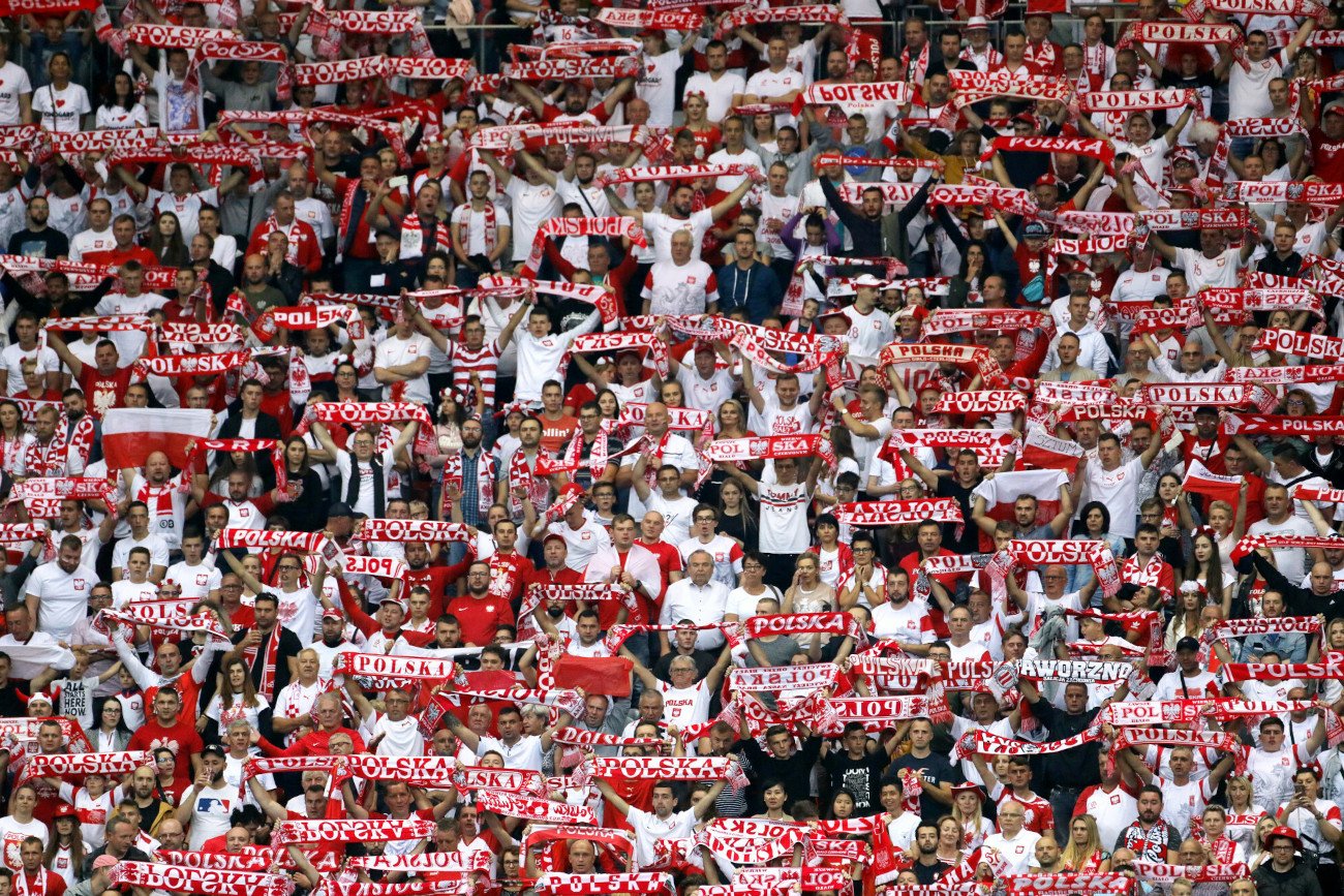 Już 15. listopada na PGE Narodowym im. Kazimierza Górskiego zostanie rozegrany mecz piłkarski Polski z Węgrami.