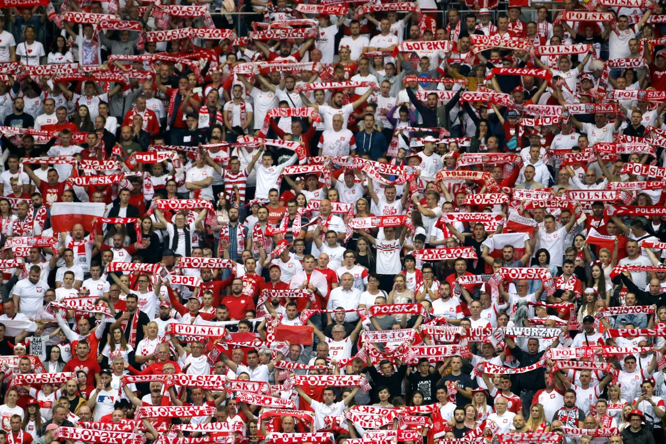 Już 15. listopada na PGE Narodowym im. Kazimierza Górskiego zostanie rozegrany mecz piłkarski Polski z Węgrami.