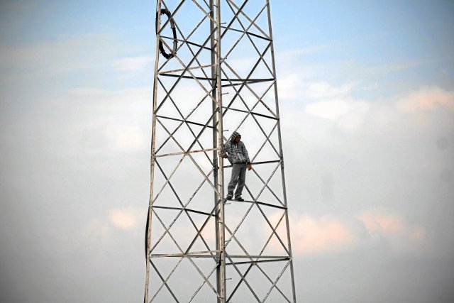 W Polsce najczęściej samobójstwa popełniają mężczyźni. W 2013 roku, według raportu GUS, było ich 5,2 tysięcy