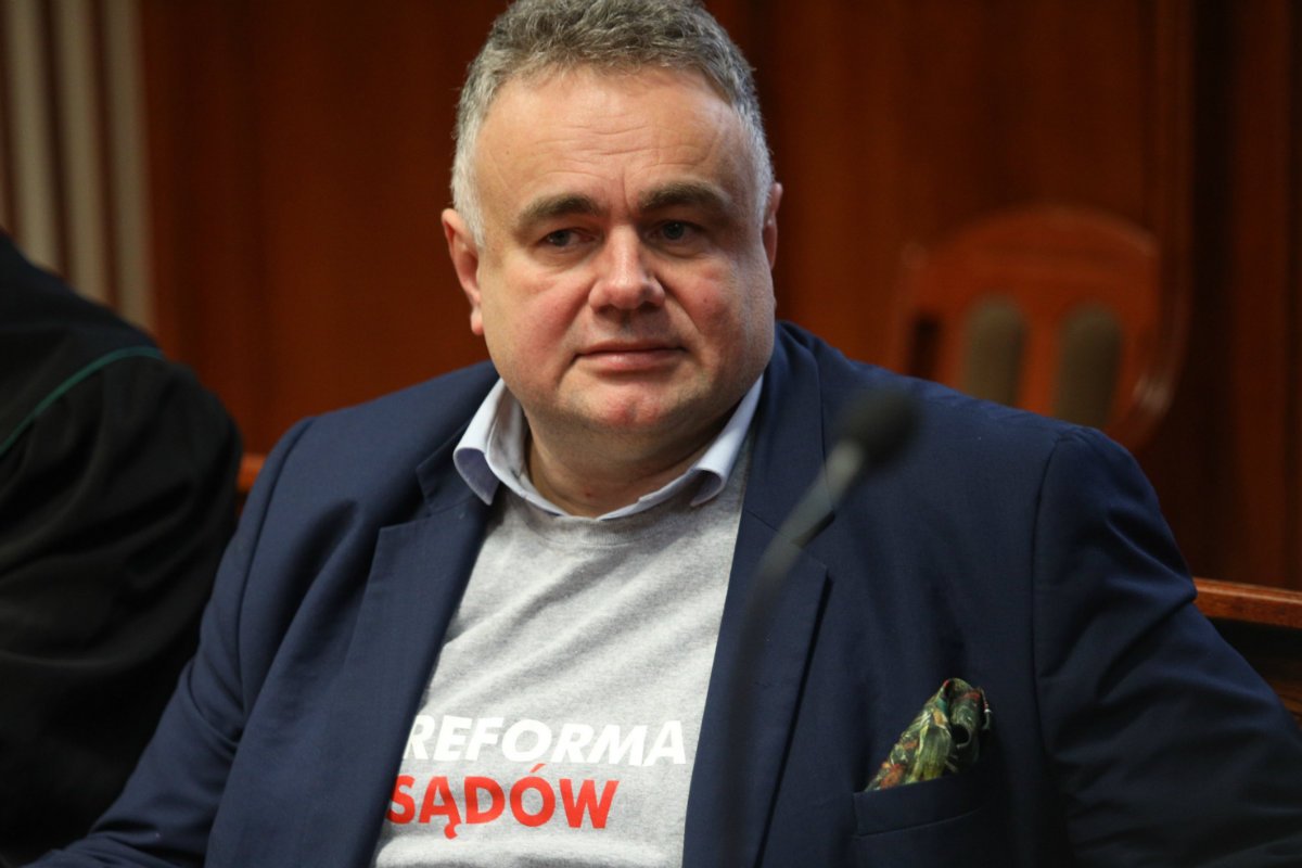 BP Polska ostrzega "Gazetę Polską" przed dołączeniem do tygodnika homofobicznych naklejek.