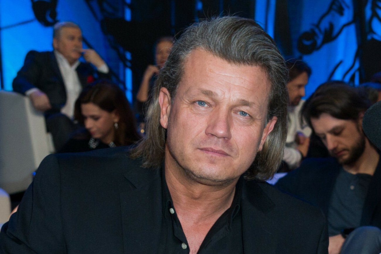 Wirtualne Media donoszą o odsunięciu Jakimowicza z programu w TVP Info.