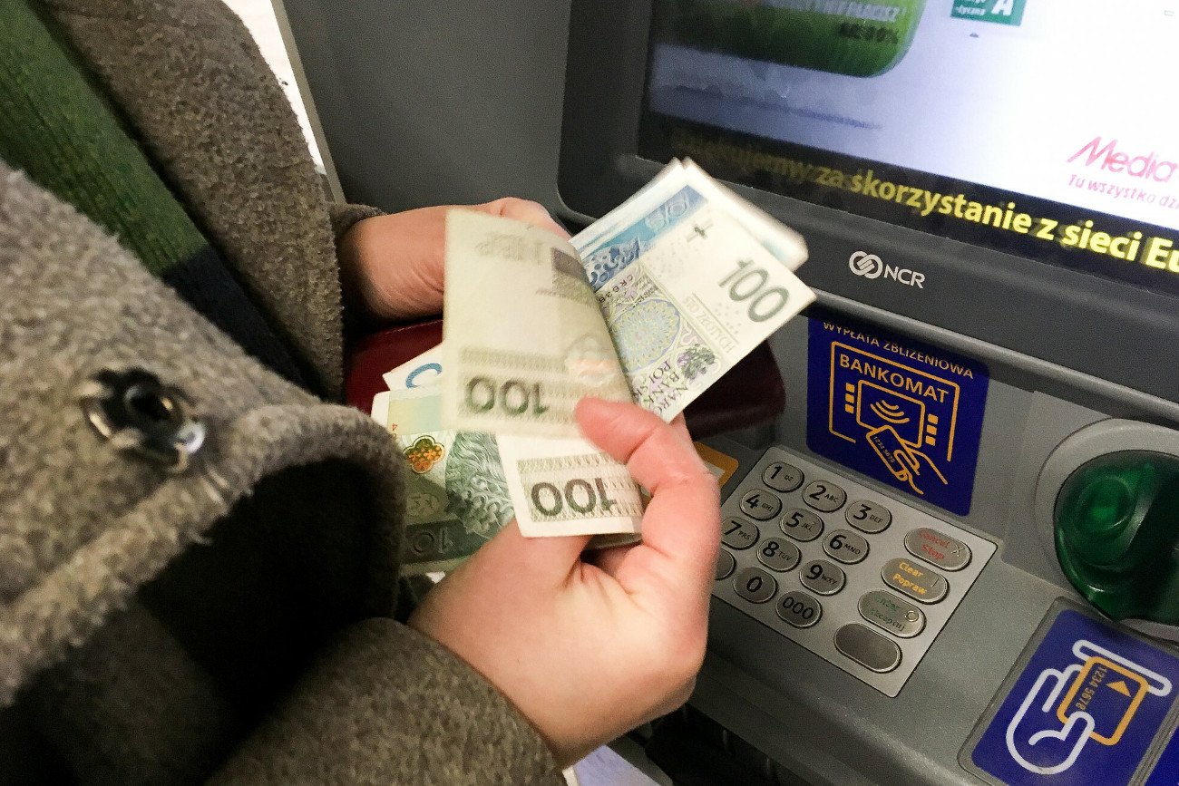 Wielu Polaków nie wie, ile wyniesie ich pensja przez Polski Ład.