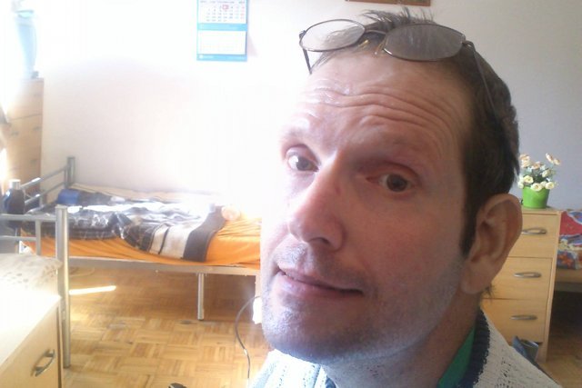 Pani Katarzyna walczy o pieniądze na rehabilitacje dla swojego męża.