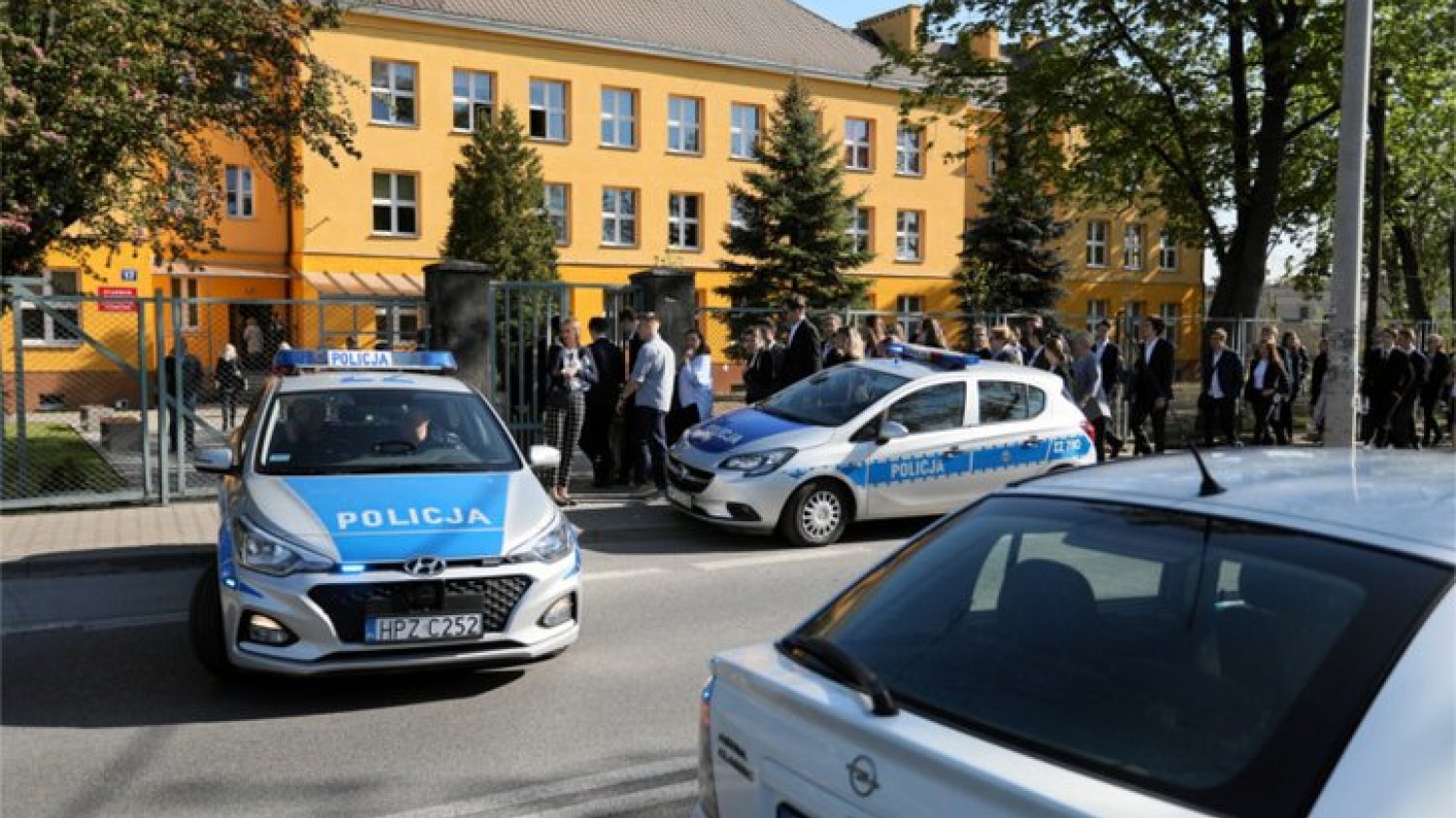 Ustalono, kto stoi za fałszywymi alarmami bombowymi podczas matur 2019.