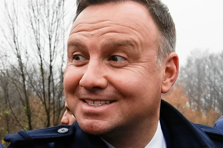 Andrzej Duda podpisał we wtorek ustawę kagańcową.