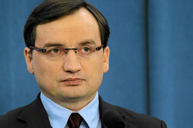 Zbigniew Ziobro nie został wpuszczony na molo w Sopocie, bo chciał wejść tam bez biletu.