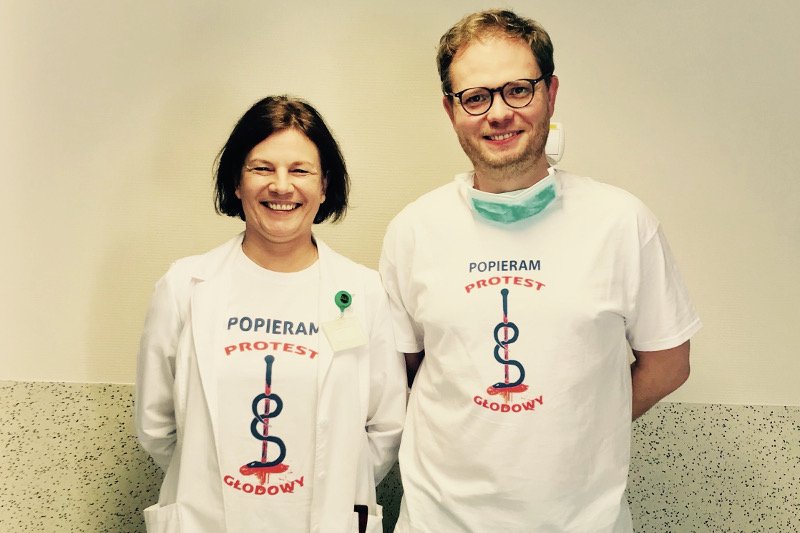 Protest Medyków poparł cały personel warszawskiego szpitala przy ul. Banacha.