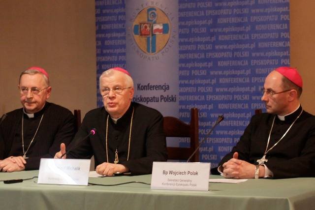 Ministerstwo Edukacji Narodowej odrzuciło prośbę Konferencji Episkopatu Polski. Religii na maturze nie będzie