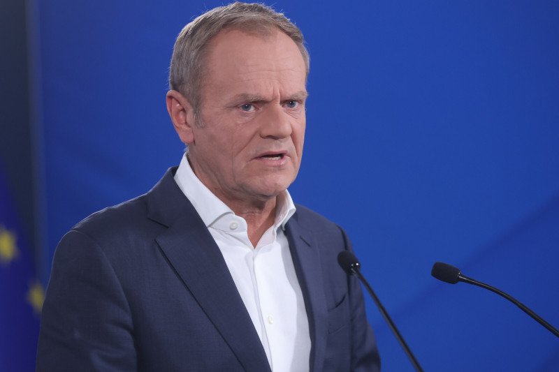 Sondaż IBRiS: Tuskowi notuje spadek zaufania. Identyczny wynik ma Kaczyński