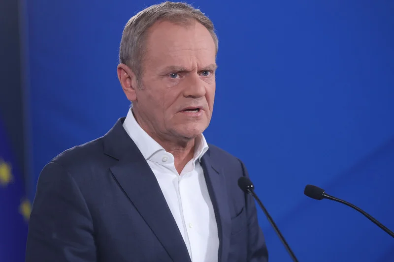 Sondaż IBRiS: Tuskowi notuje spadek zaufania. Identyczny wynik ma Kaczyński
