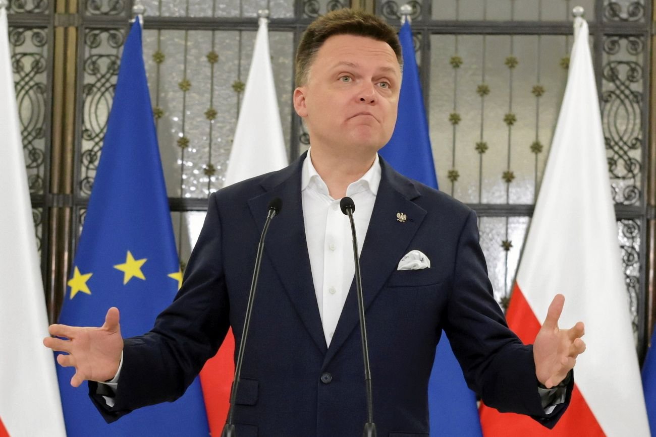 Szymon Hołownia twierdzi, że nie spiskuje przeciw koalicji, a w spotkaniach z Kaczyńskim nie ma nic złego