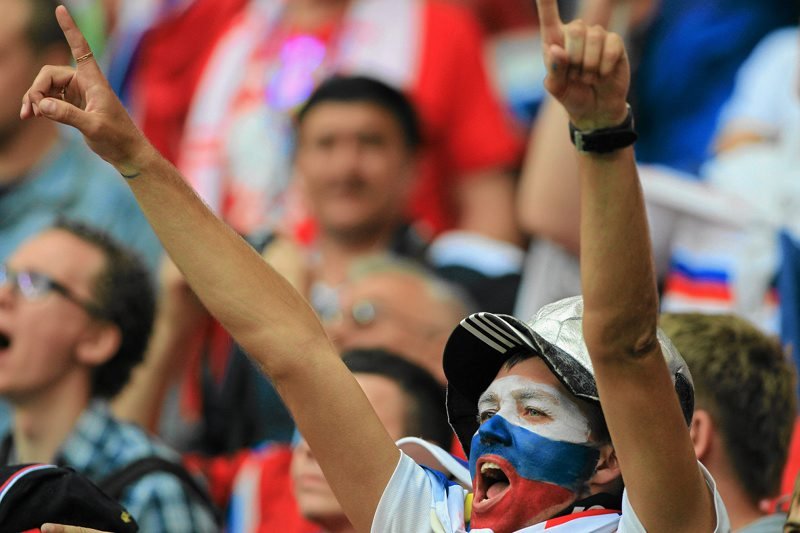 Prokuratura oskarżyła dwie osoby za zamieszki na podczas Euro 2012 w Warszawie. Zdjęcie jest tylko ilustracją do tekstu.