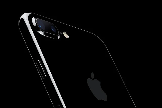 Ponad 3 tys. złotych za 32-gigabajtowego iPhone'a 7.