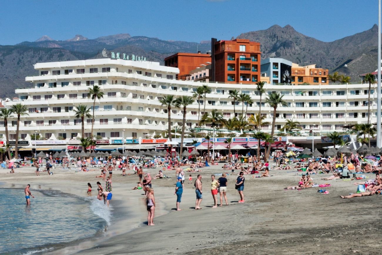 Powiem Ci, czego lepiej nie robić na zagranicznych wakacjach. Oto lista największych faux pas