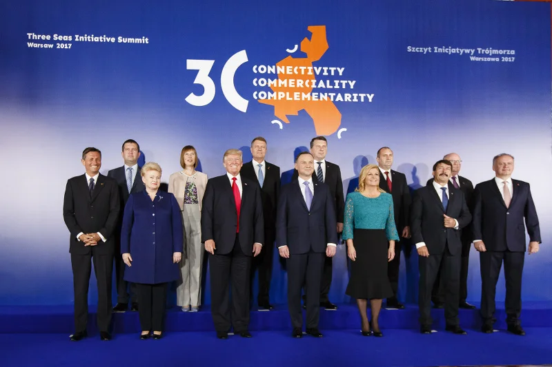 Po inicjatywie Trójmorza/Międzymorza zostały tylko zdjęcia. Polska została zupełnie sama.