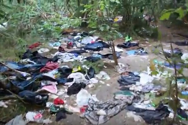 To migranci zostawiają po sobie w miejscach, w których się zatrzymali – jedno wielkie wysypisko śmieci