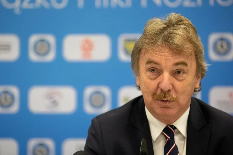 Boniek przekazał, że czołowi napastnicy zagrają z Anglią. Lewandowski, Milik i Piątek zagrają z Anglią. Post na Twitterze Bońka.