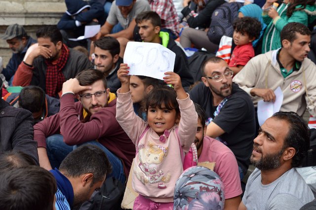 Polska przyjmie 12 tysięcy uchodźców?