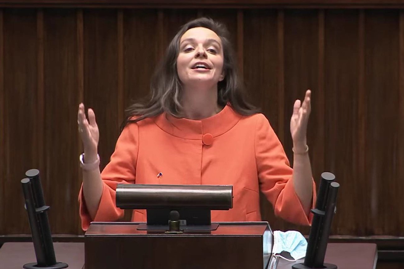 Posłanka Koalicji Obywatelskiej Klaudia Jachira postanowiła zaprezentować w Sejmie własną wersję "Roty" Marii Konopnickiej.
