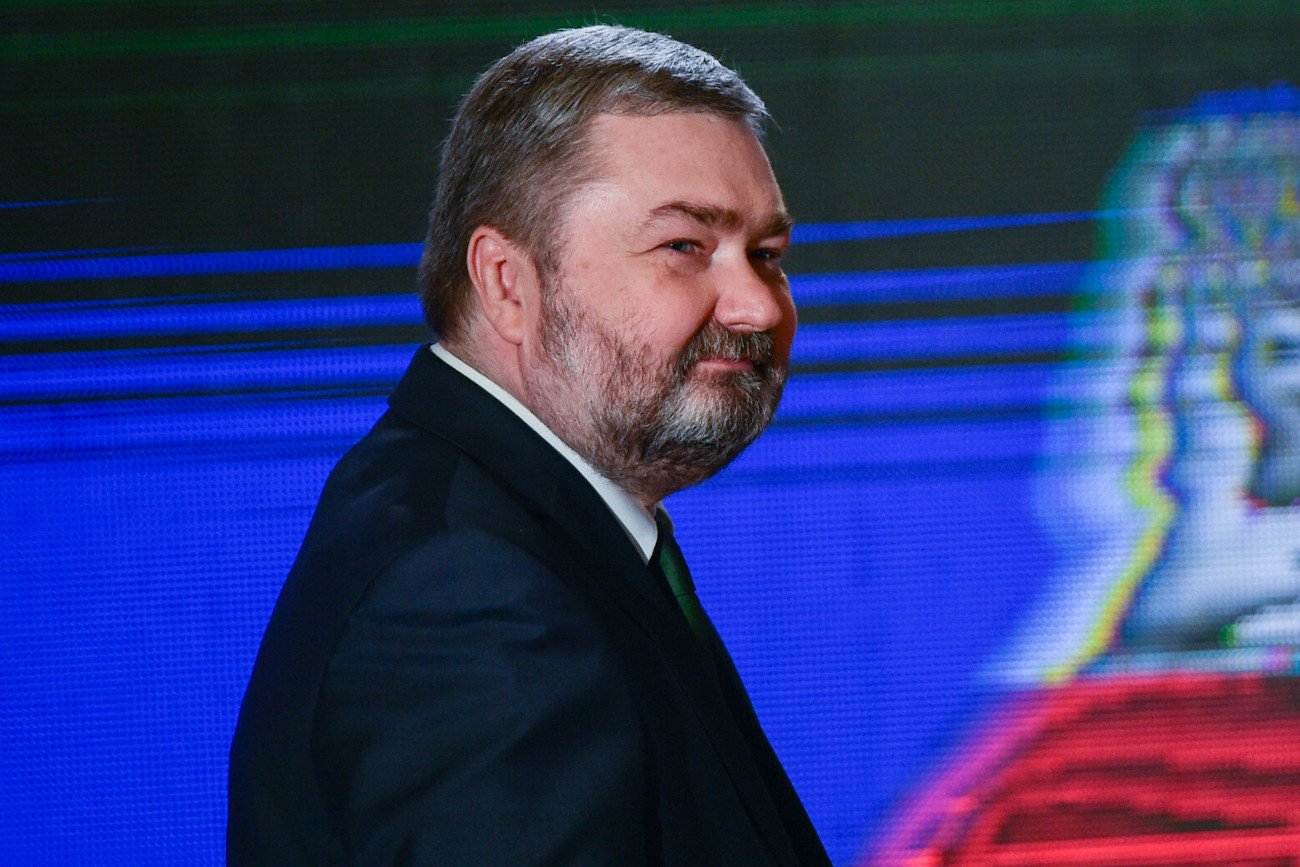 Karol Karski nie będzie już dłużej kwestorem Parlamentu Europejskiego.