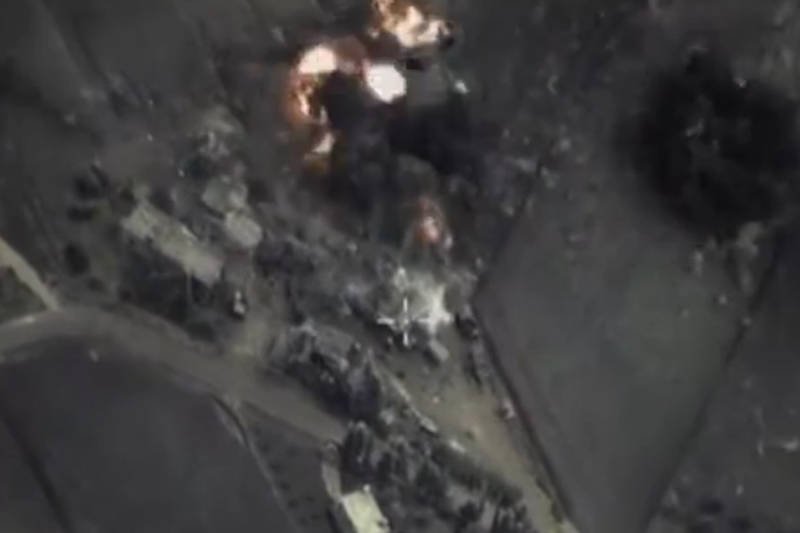 Rosjanie bombardują Syrię.