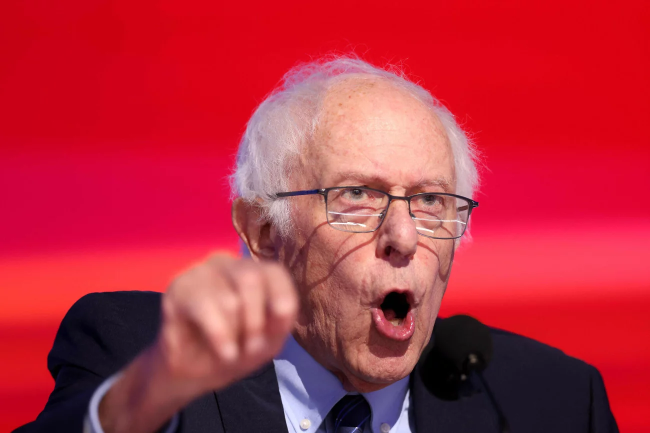 "Obudź się Ameryko!". W USA mają nowego bohatera. Bernie Sanders miażdży Trumpa i Muska