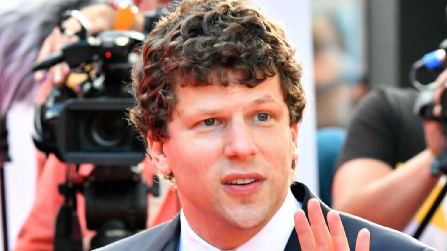 Jesse Eisenberg i Kieran Culkin nakręcą film "A Real Pain" w Warszawie.