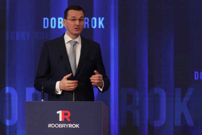 Mateusz Morawiecki broni przywilejów parlamentarzystów.