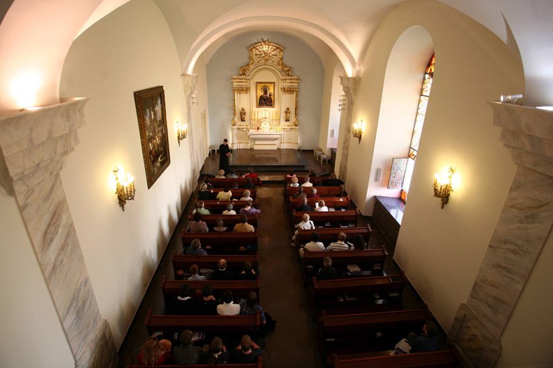 Seminarium okazuje się czasem najlepszym miejscem, by... stracić powołanie.