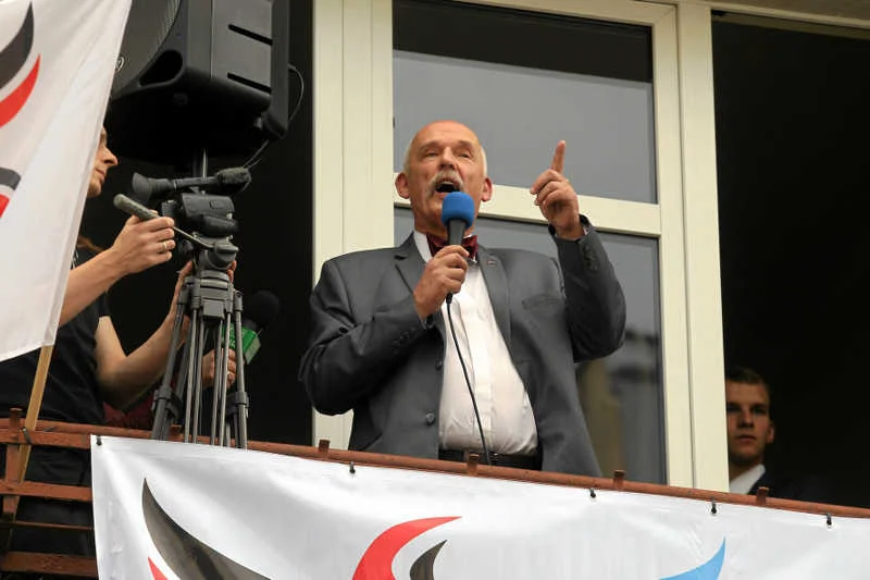 Janusz Korwin-Mikke idzie na wojnę z prawicą.