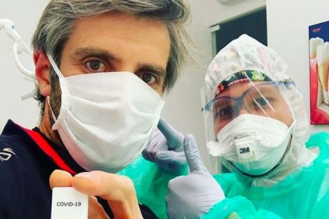 Maciej Dowbor zrobił sobie test na koronawirusa. Wyniki wrzucił na Instagram.