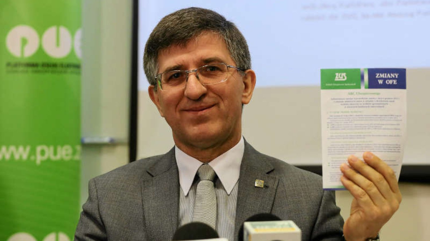 Prezes ZUS Zbigniew Derdziuk zarabia 20 tys. zł i dostanie ponad 7 tys. zł emerytury
