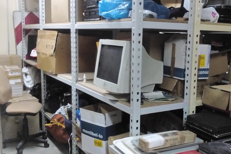 Magazyn Biura Rzeczy Znalezionych w Warszawie.