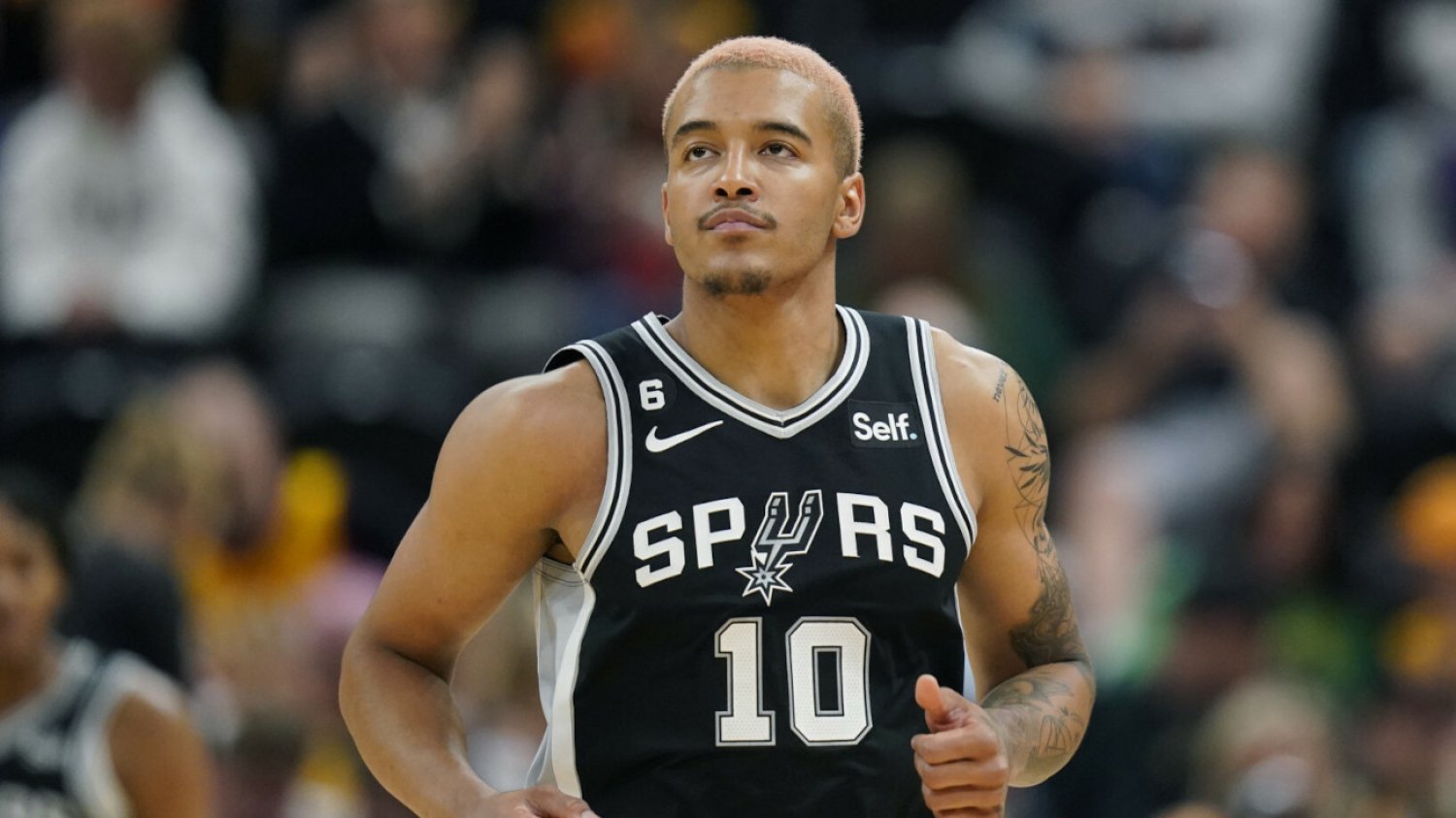 Jeremy Sochan w preseason najprawdopodobniej wywalczył sobie miejsce w wyjściowym składzie San Antonio Spurs.
