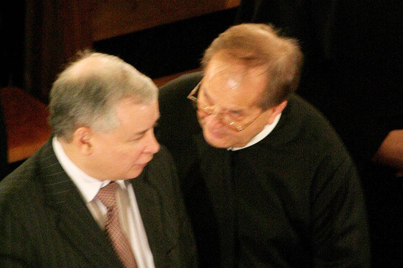 Ks. Stanisław Walczak nie zostawia suchej nitki na katolikach "radiomaryjnych".