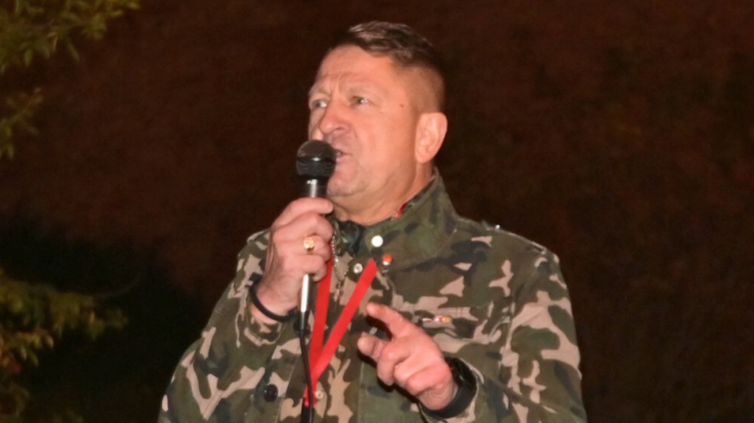 Ryszard Majdzik pod Wawelem (zdjęcie z 18.10.2022 roku).