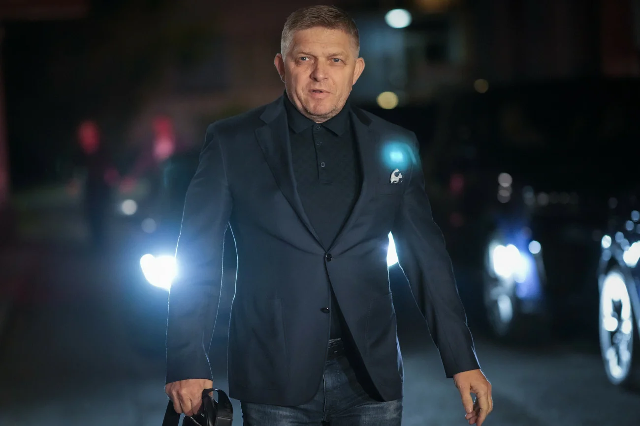 Wybory parlamentarne na Słowacji wygrywa partia Kierunek-Słowacka Socjaldemokracja (Smer-SSD) Roberta Fico – wynika po przeliczeniu głosów z ponad 99 proc. lokali wyborczych.
