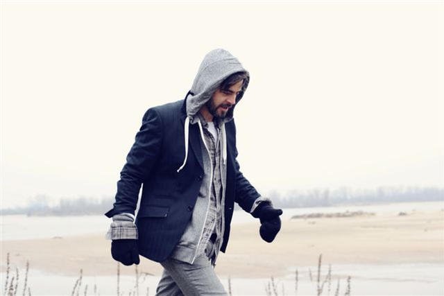 Adam Krylik wiosną wydał swój debiutancki album "Kto za mną stoi".