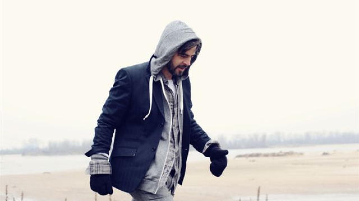 Adam Krylik wiosną wydał swój debiutancki album "Kto za mną stoi".