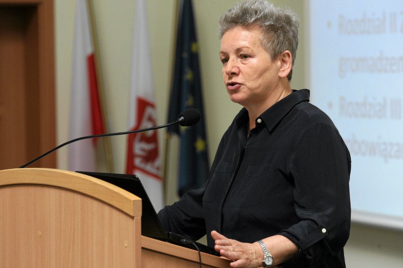 Oskarżając sędziów o stronniczość niszczy się zaufanie. Nie tylko do nich