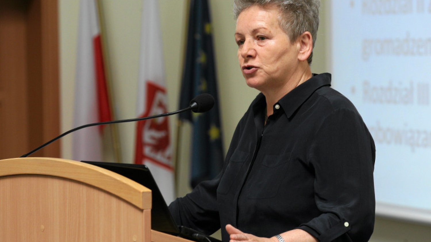 Oskarżając sędziów o stronniczość niszczy się zaufanie. Nie tylko do nich