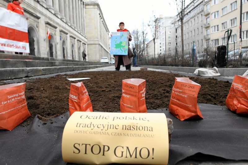 Prezydent podpisał ustawę o GMO.
