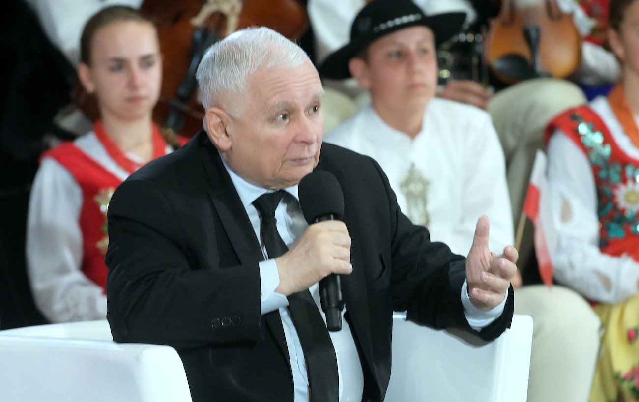 Jarosław Kaczyński radził Polakom, jak ogrzewać domy.