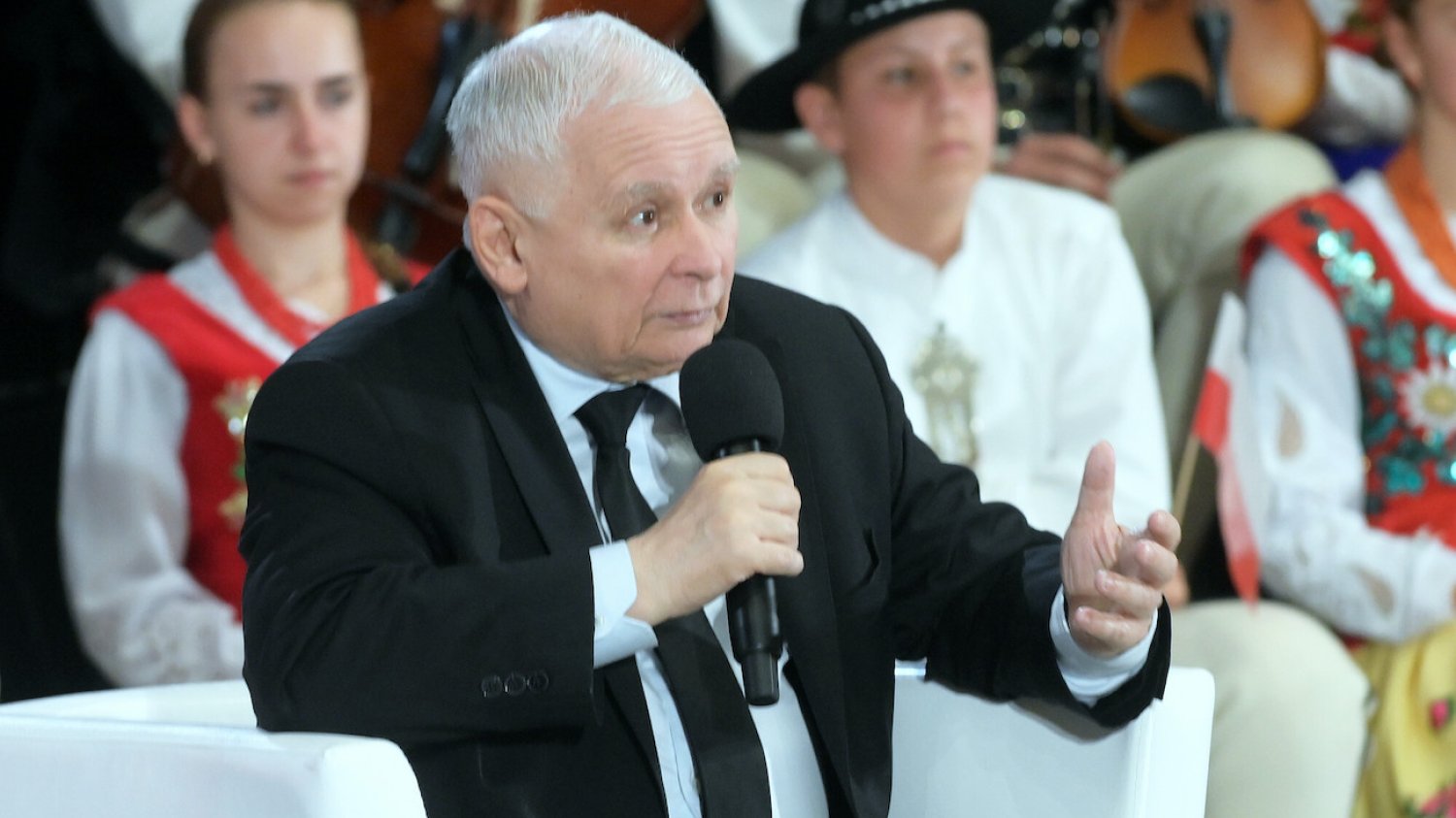 Jarosław Kaczyński radził Polakom, jak ogrzewać domy.