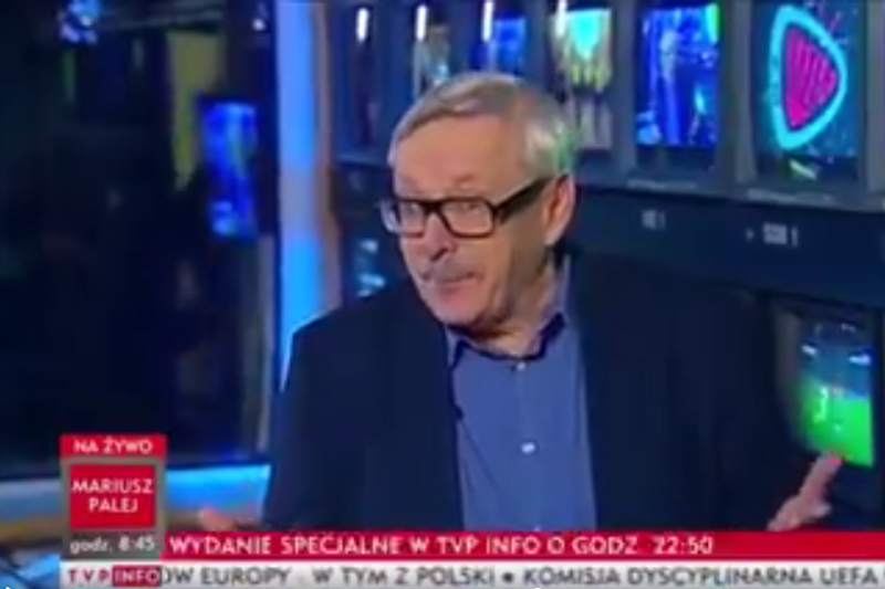 Marcin Wolski, satyryk TVP, jest przekonany, że wypełnia wolę zmarłego przywódcy katolików, papieża Jana Pawła II.