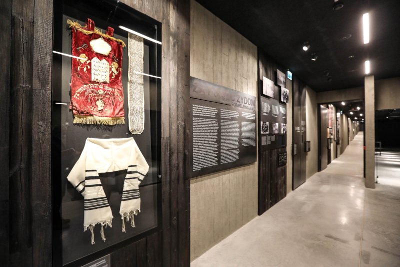 Od 1 lutego będą otwarte muzea i galerie sztuki.