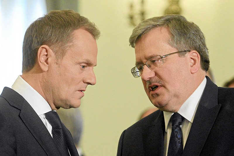 W najnowszym sondażu Polacy w oceniają większości dobrze tylko pracę prezydenta Bronisława Komorowskiego. Źle oceniany jest natomiast premier Donald Tusk i cały rząd